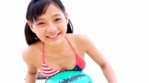 モデルでも活躍していた顔もスタイルも完璧な榊まこちゃん